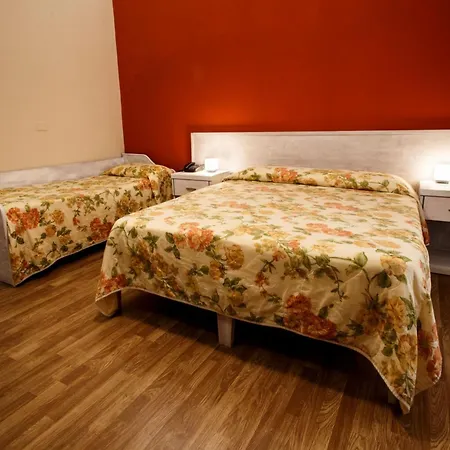 Scirocco Aparthotel 3*