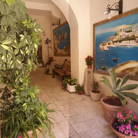 Scirocco Castellammare del Golfo