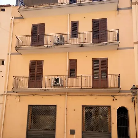 Scirocco 2* Castellammare del Golfo