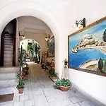 Hotel apartamentowy Scirocco 3*